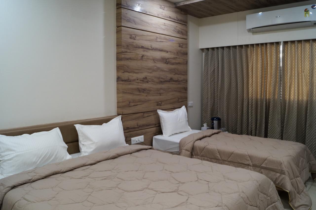 Hotel Midtown فَدودارا المظهر الخارجي الصورة